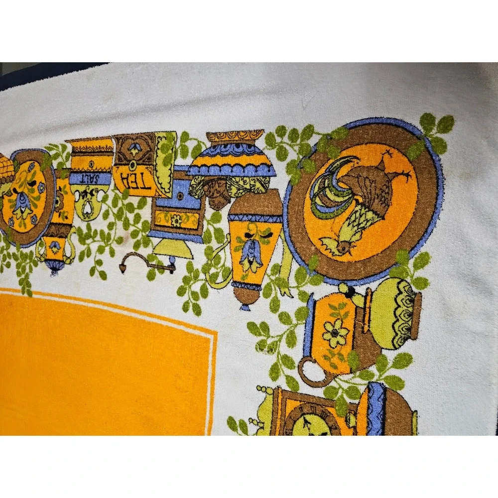 Vintage Mid Century Terry Cloth Tablecloth Rooster Tea Kitchen Orange 63x46